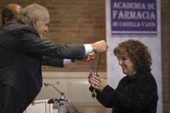 Toma de posesión Académica Correspondiente Dra. Asunción Morán Benito y Dr. Ángel Santiago Capuchino Gómez