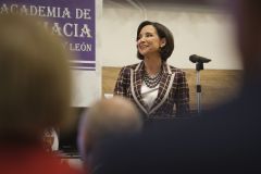 Nombramiento como Académica Correspondiente de Raquel Martínez García